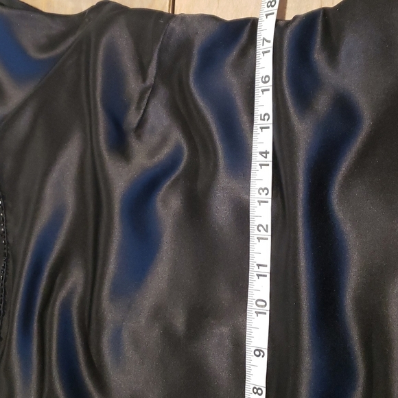 MAX AND CLEO BLACK SATIN SHIFT DRESS WITH BEADED NECKLINE SZ 12 - Picture 11 of 15